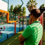 Ferran Abat Supervisando los deportistas